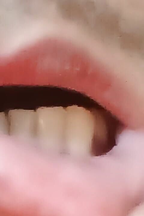 Gangbang straight: Fétiche de la bouche, solo 2