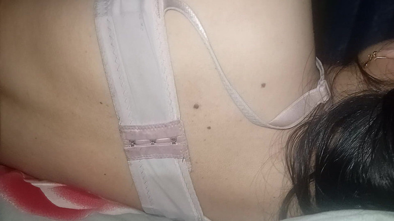 Famly sex: Наслаждаясь красивым телом моего соседа через его красивую задницу.