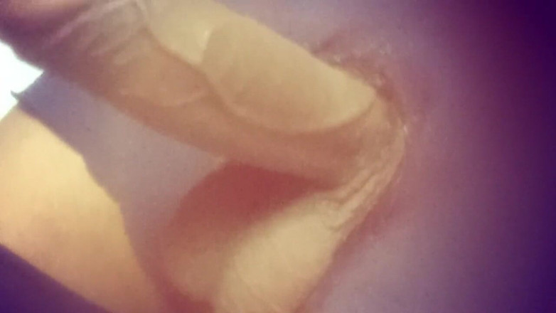 Cross Indian: Het verzorgen van mijn dikke onverzadigbare pik - deel 2