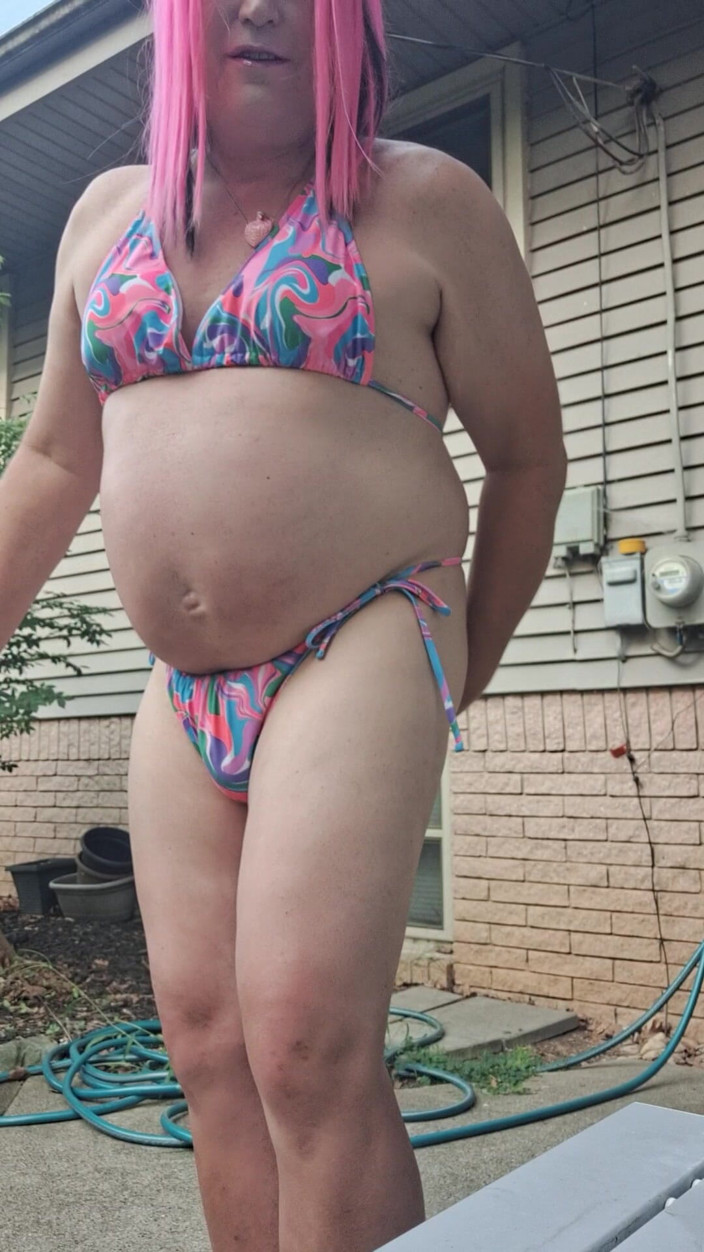 Victoria Lecherri: My New Pink Plug!