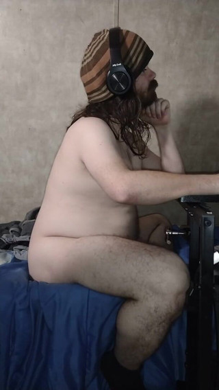 Au79: Santai dan Editing Videos