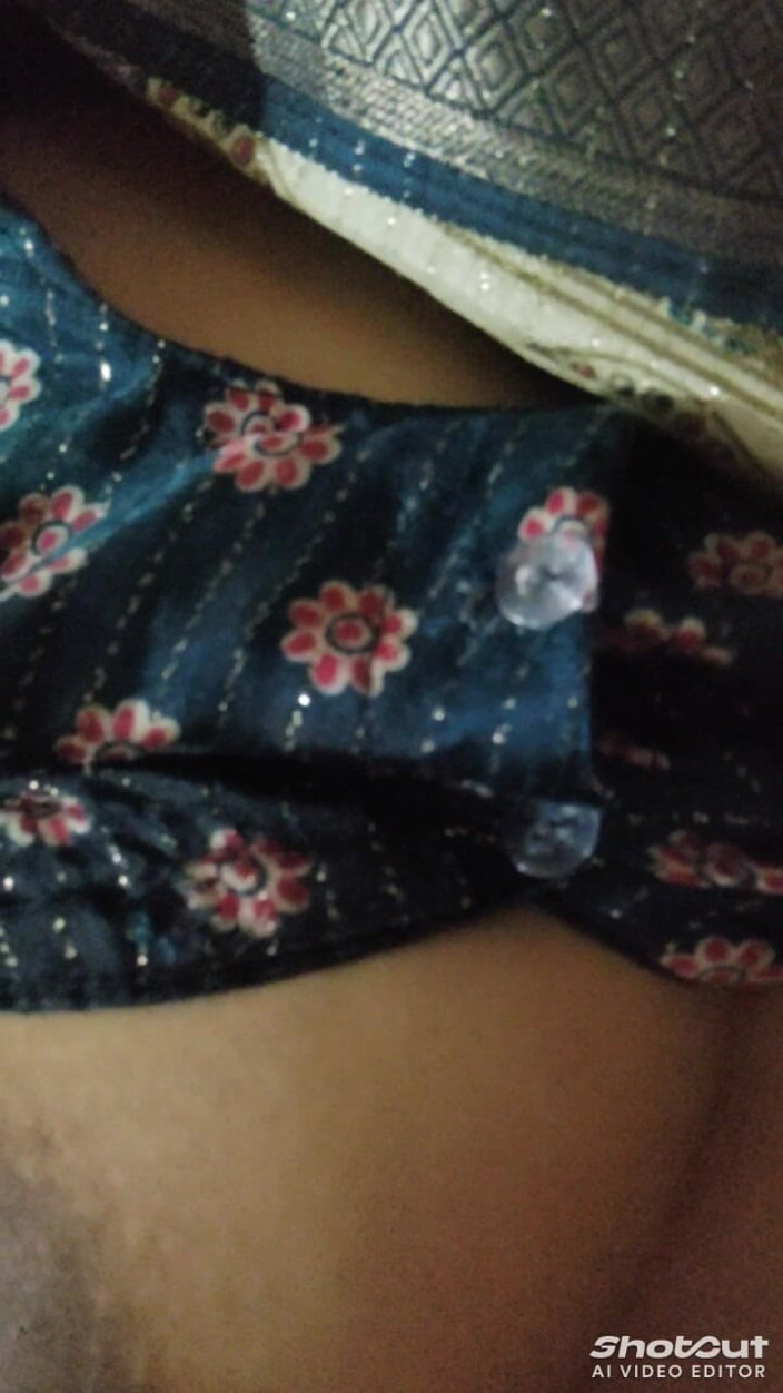 Dr_doom21: Desi Bhabhi Ke Desi Chuchi