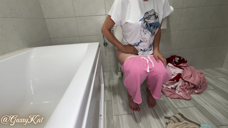 GassyKat: The Daily Toilet Episódio 29