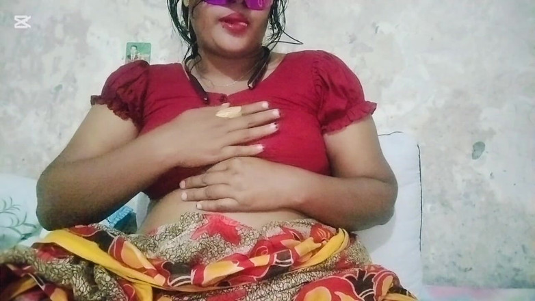 Crush boy: Desi vrouw solo masturberend