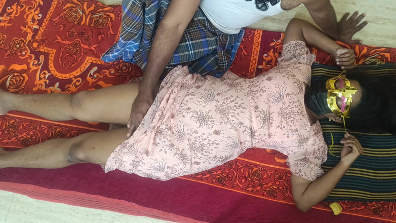 Laxi ammu: Ngentot posisi misionaris