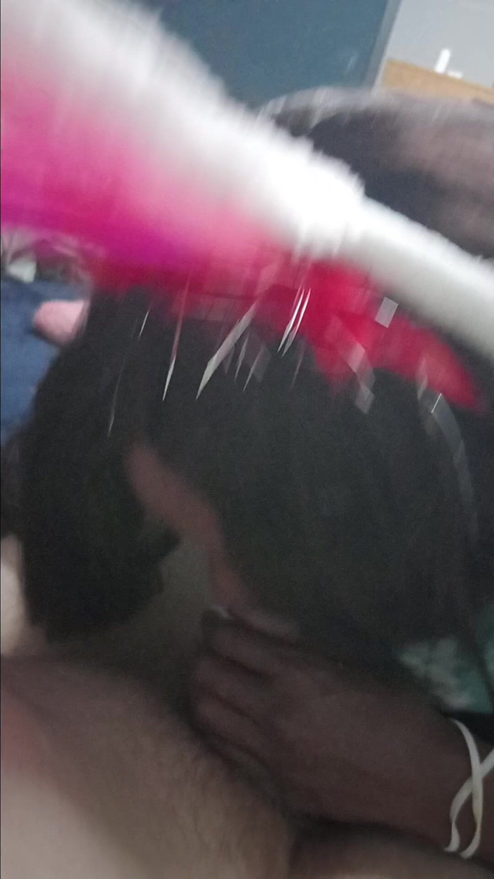 hothouse18xxx: 흑인 공주에게 빠는 작은 스말 자지