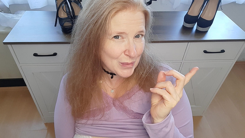 Curly_Dreams: Curly_dreams When I Say Squirt, You Give Me Your Cum