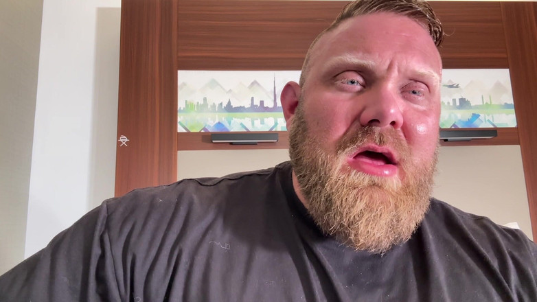 Jack stacked: 정액을 삼키는 발 숭배 지배