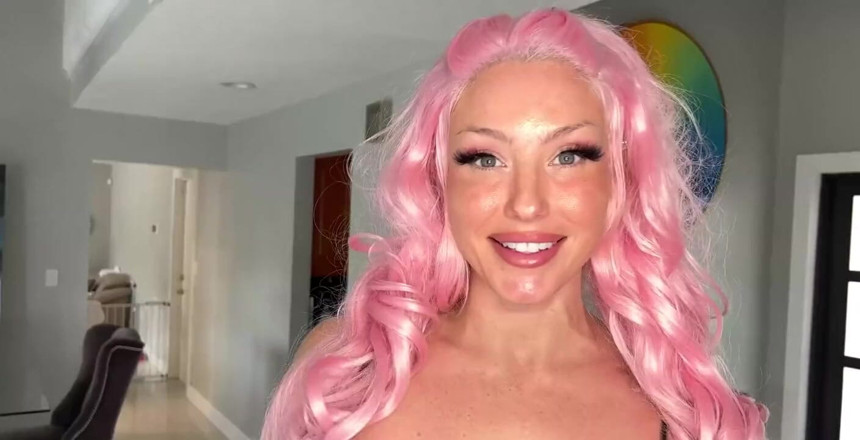 J-Mac: Pink her slut Mandy Waters is back for some of...
