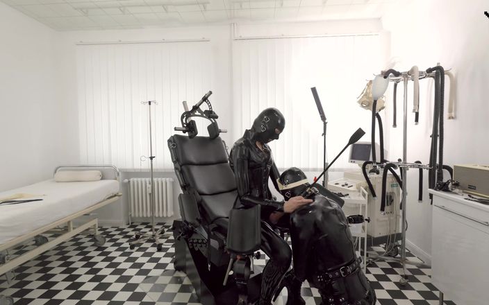 Rubber pervs: Anal Inspection of the Rubberdoll Maid in the Clinic