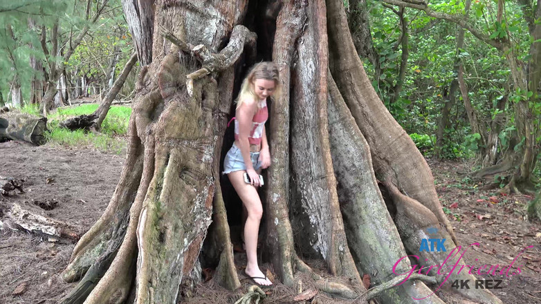 ATK Girlfriends: Kenzie nyepong kontolmu dan bikin kamu crot