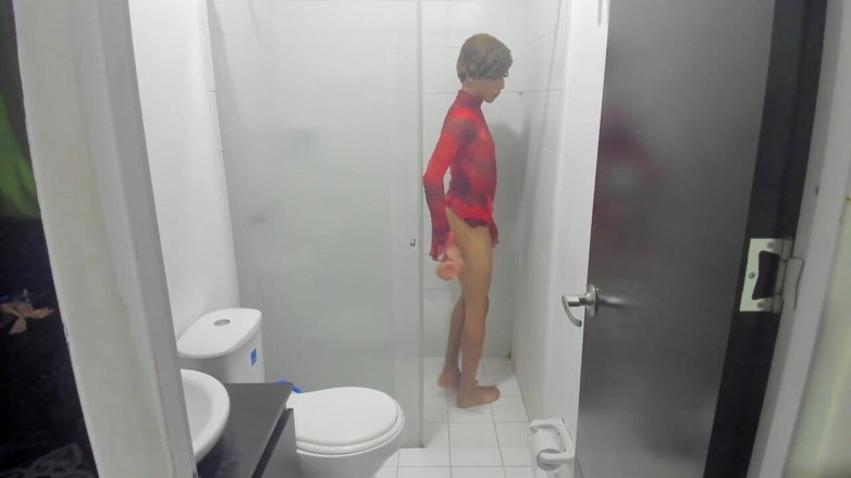 Gigi Prince: Colombian Femboy Juicy Ass Twerk with Dildo in the Shower