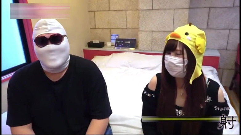 Studio JAV Launcher: 섹시한 아시아인. 누가 좋은 핸잡을 원해