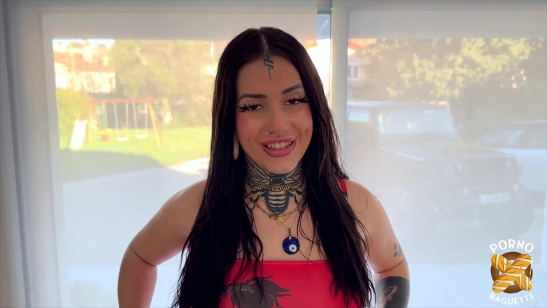 Porno Baguette: Laeticia, a Strong Personality Within a Beautiful Body!