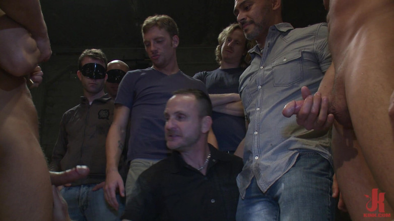 Kink Men Classics: ドミニク・パシフィコ:見知らぬ男たちに犯されたギャング