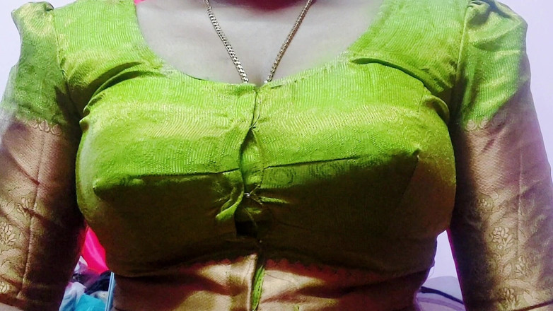 Desi Mohini: Desi Girl Friend and Boyfriend Sex at New Building