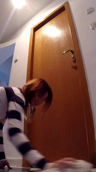 Sexy Redhead Teen Pee in Her Short Pants and Clean the Wet Floor