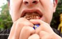 Dreichwe: Chocolate on the teeth