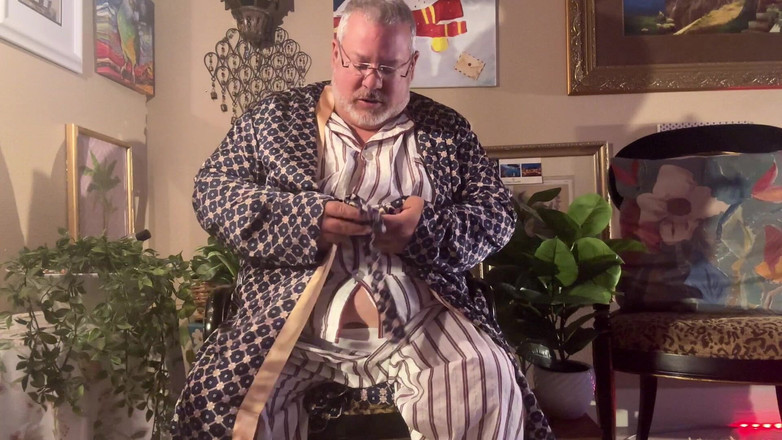 Hand-Free-Daddy-Chub: 胖牧师有大肥屁股