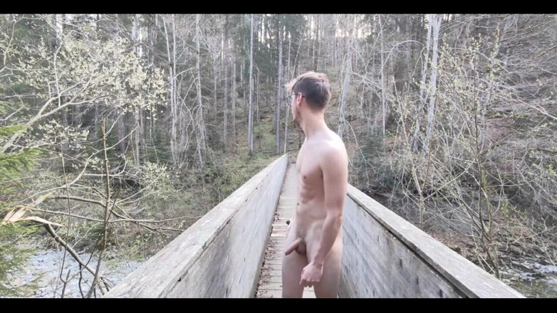 Snauwflake: Horny French Twink Is Jerking off Outside on a Bridge
