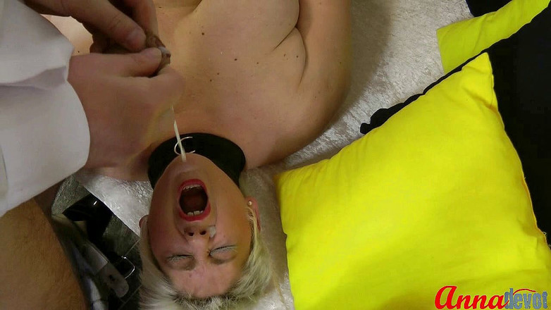 Anna Devot: Аннадевот - 25 камшотів для мене :)