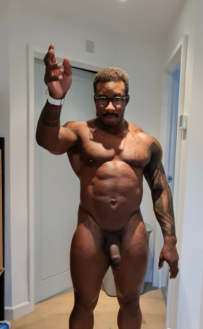 Amadeus: Perkara Pertama Jumaat, Harap Untuk Suka Lelaki Ini.