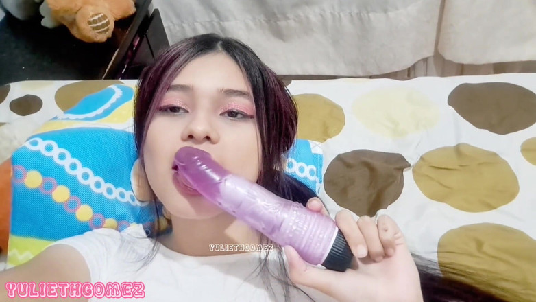 Yulieth Gomez: Kolumbijka masturbuje se svým nevlastním otcem ve videohovoru