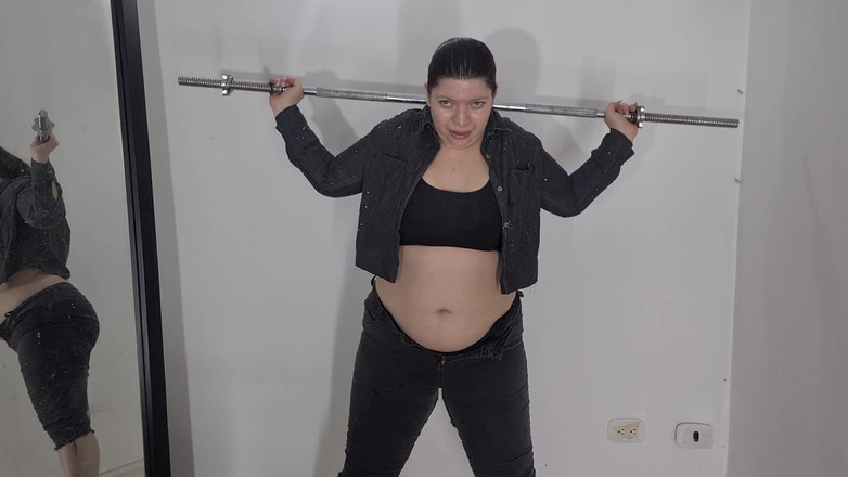 Alice H: Sentadillas sudorosas