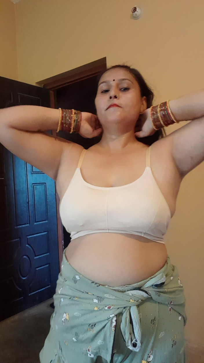 Puja555: 춤추는 푸자 베이비