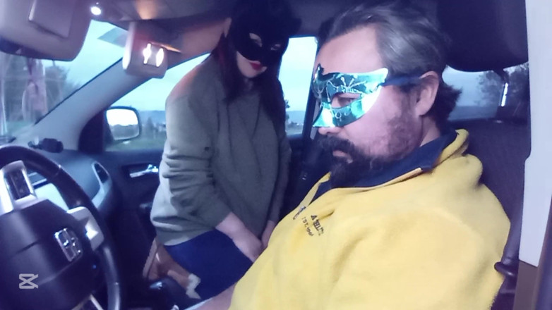 Mois Fantasys: Face slapping in the Car