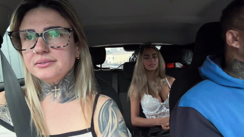 Couple dna: Gas Station Attendant with a Breast Full of Milk Threw...