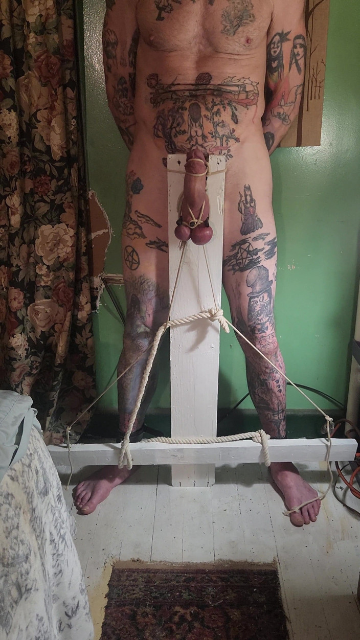 Goode Girl: Unholy Crucifix Ballbusting
