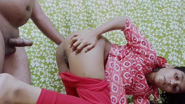 Couplemastiii: Indické šukání zezadu