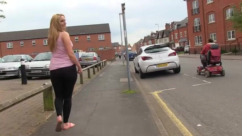 German amateur - 100% German hardcore videos: Blonde UK milf pissing outdoors
