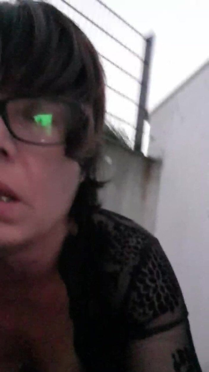 JulieEroticDress: Сквірт на балконі в гарячій сукні