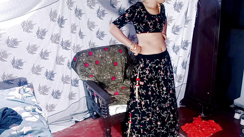 Rakul008: Orgasmo alla pecorina! Donna indiana in piedi cazzo