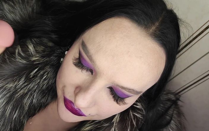 Princess18_: Mamadas y semen por todo mi abrigo de piel