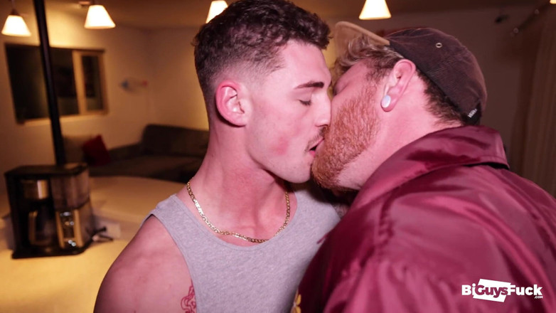Bi Guys Fuck: MMFF 4-some at Asu College Campus