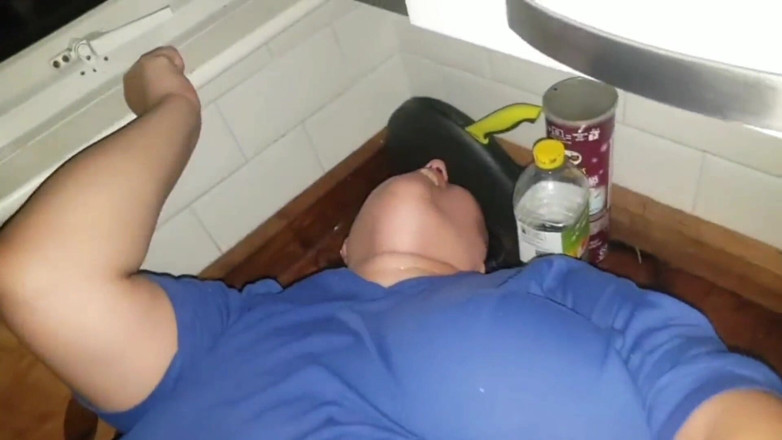 Real homemade BBW BBC porn: WildEnglishBBW - BBC Nata4sex fingering fucking my pink pussy squirting
