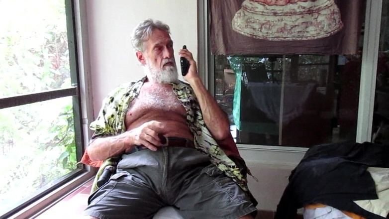 Mr hairy gardener: Phonesexpt1