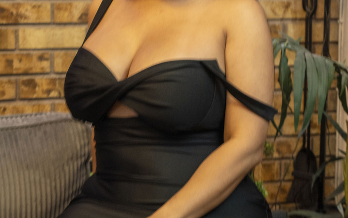 Sinners Vault Vr 2D: 2D aide-moi à jouir papi