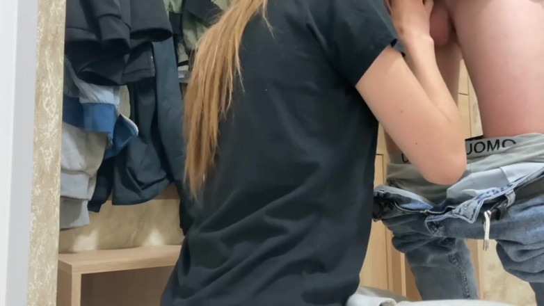 MaybeNatty: An 18-year-old Female Student Visited Her Young Neighbor