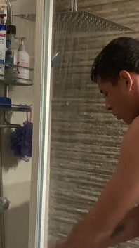 Hot Markus Shower Beforte Getting a Blowjob