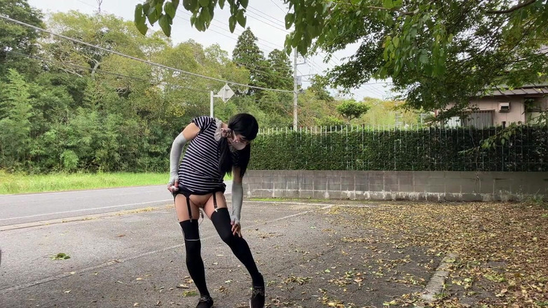 megu2002: 暴露在公园散步和停车场