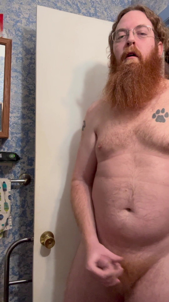 Big Baz: 빨간 머리 오줌과 정액 분수