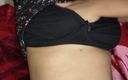 Desi Angel: Домашнее секс-видео с горячим трахом пальцами и мастурбацией индийской тетушки, симпатичной дези