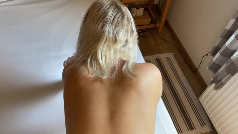 DoMaXXX: Ibu tahu caranya dudukin kontol!