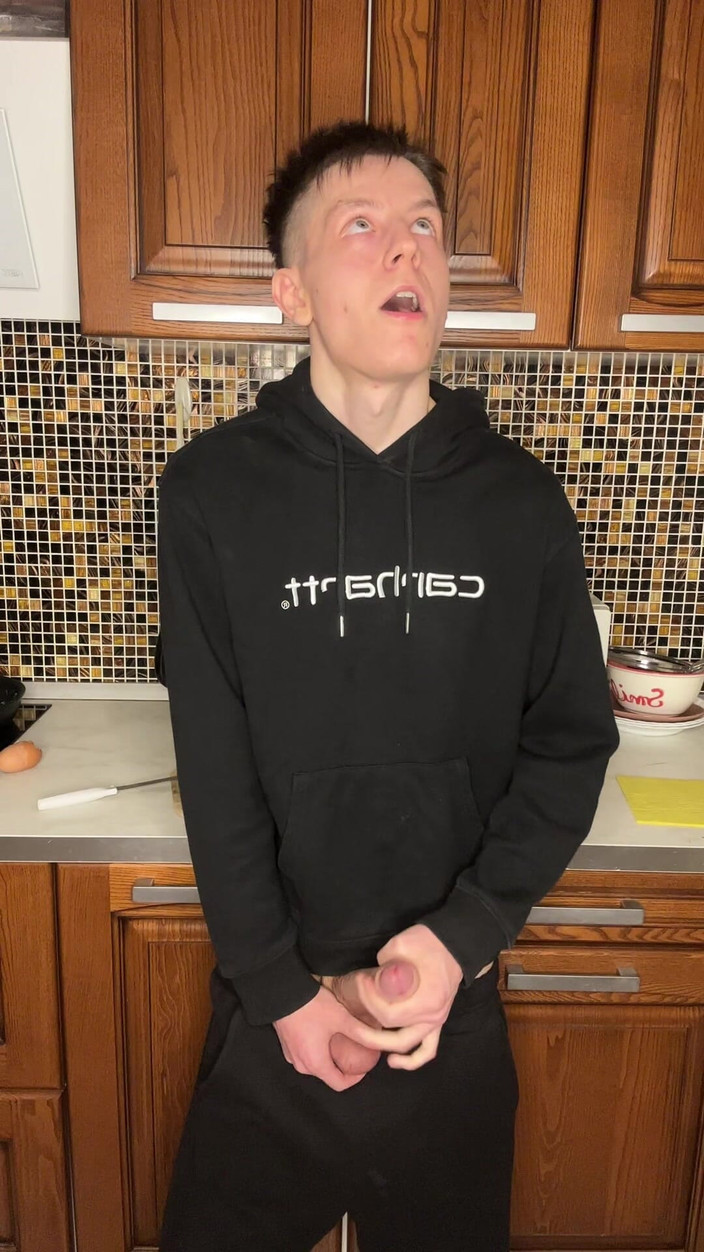 Morflot24: Sesja Jerk Big Dick Napalonego Twinka