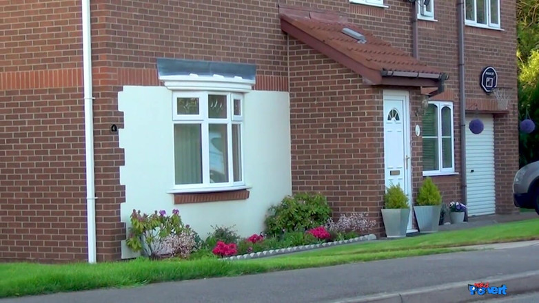 Nerd Pervert: Montse swinger - das pizzamädchen