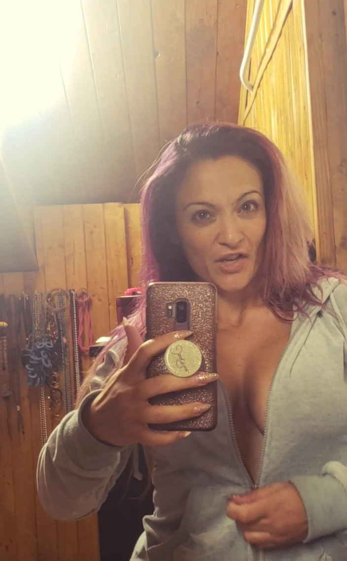 Mary Rider Pornstar: Коли відбувається вівторок з цицьками